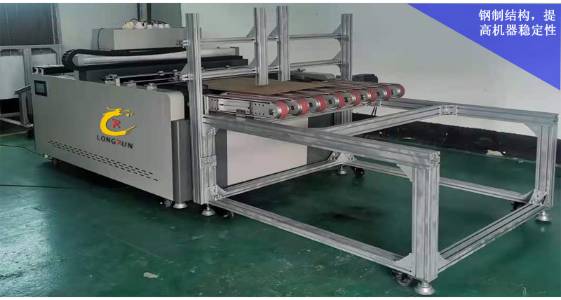 紙箱流水線無版印刷機采用全鋼制結構，提高機器穩定性。